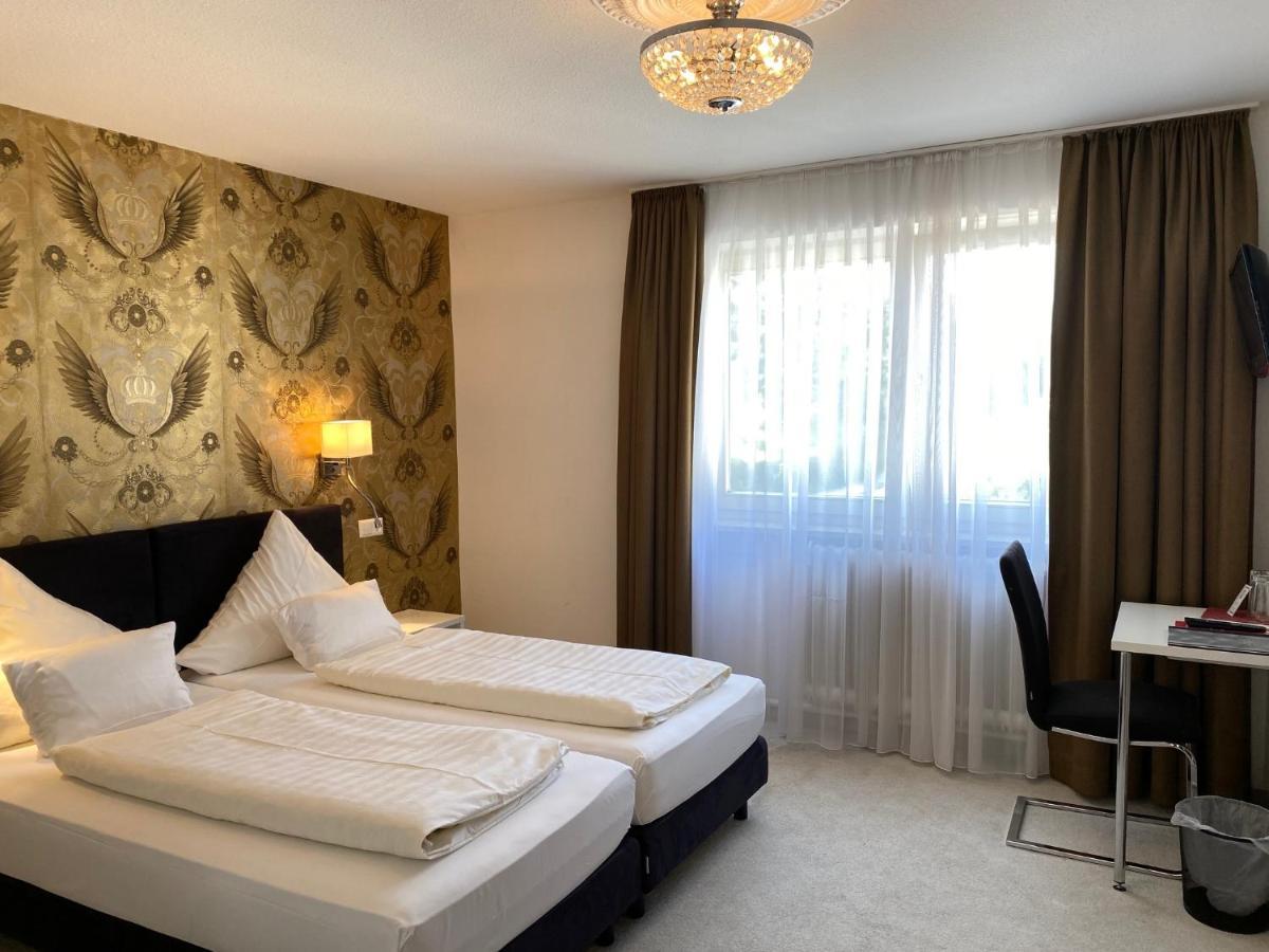 Hotel Hellers Twenty Four II -24H-Check-In- FDH Esterno foto