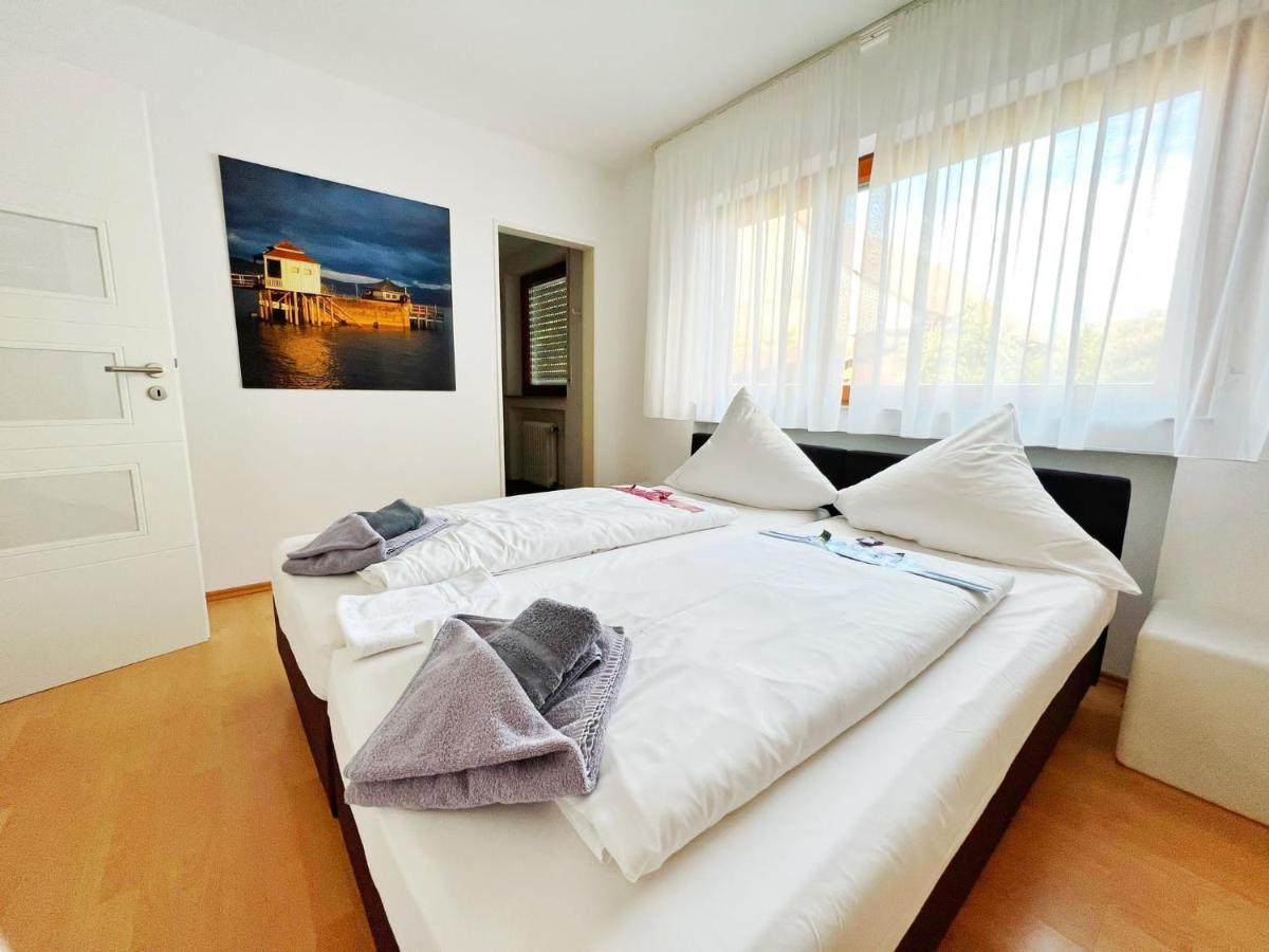 Hotel Hellers Twenty Four II -24H-Check-In- FDH Esterno foto