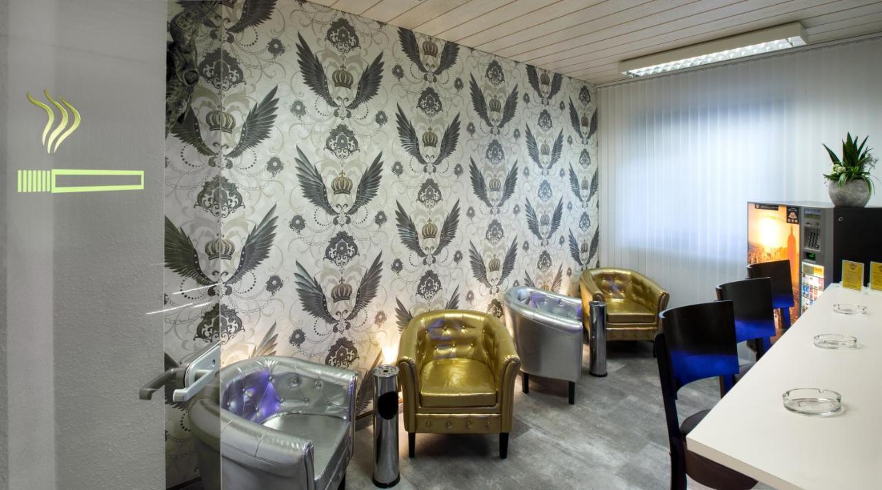Hotel Hellers Twenty Four II -24H-Check-In- FDH Esterno foto