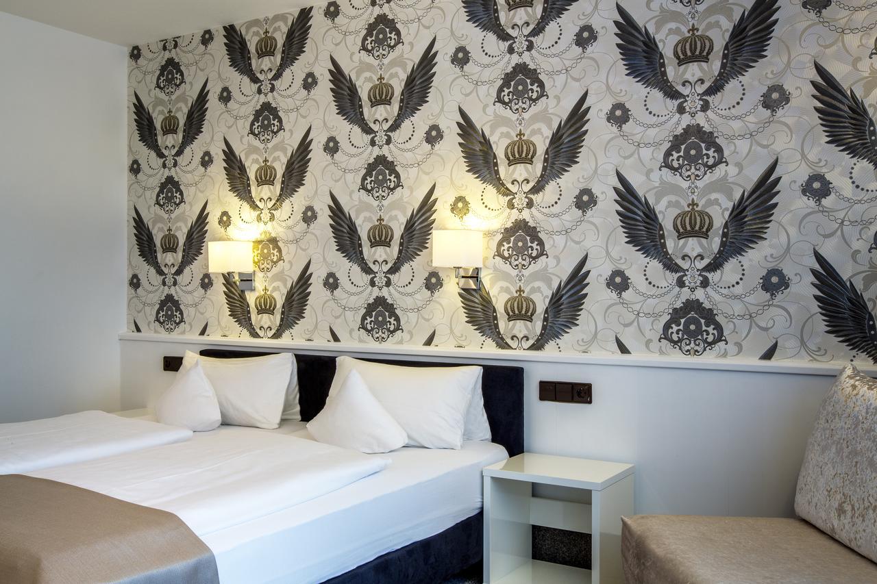 Hotel Hellers Twenty Four II -24H-Check-In- FDH Esterno foto