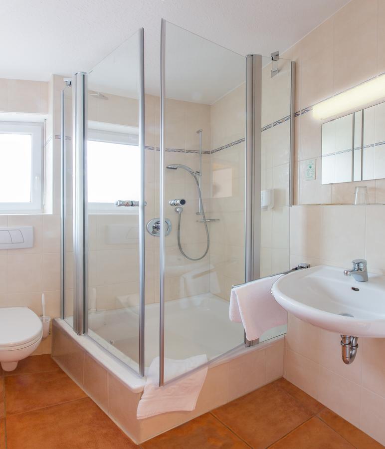 Hotel Hellers Twenty Four II -24H-Check-In- FDH Esterno foto
