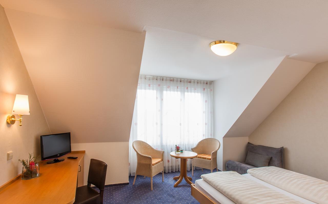 Hotel Hellers Twenty Four II -24H-Check-In- FDH Esterno foto