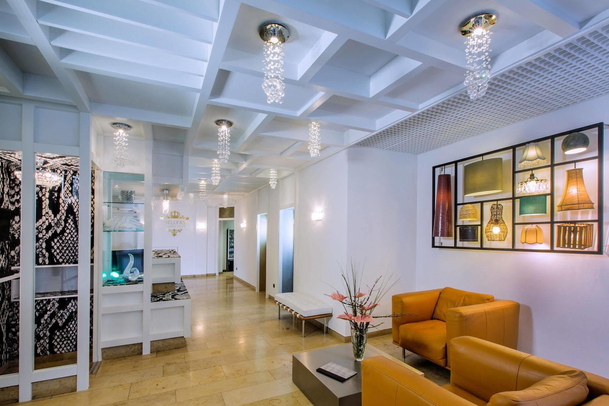 Hotel Hellers Twenty Four II -24H-Check-In- FDH Esterno foto