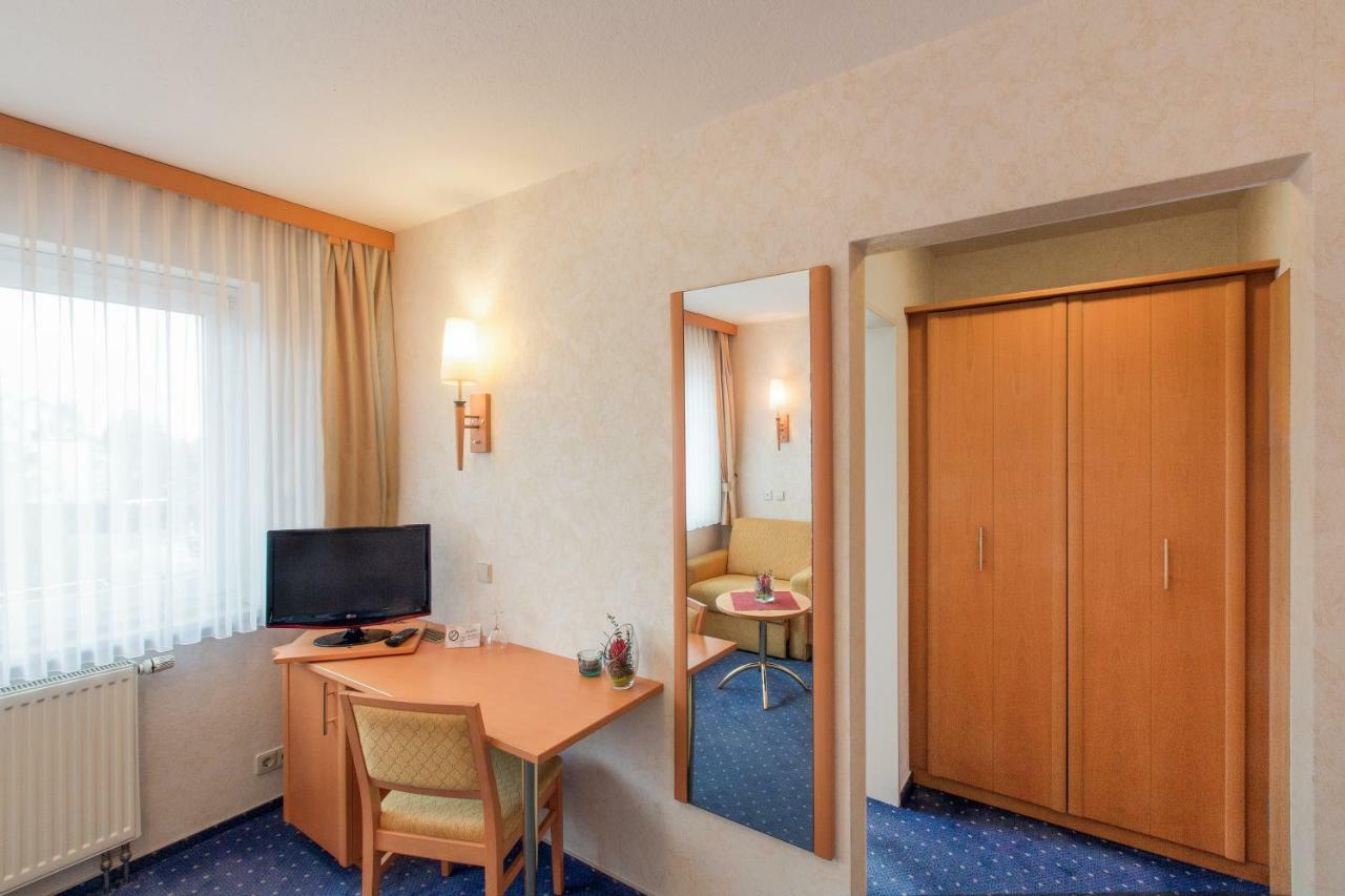 Hotel Hellers Twenty Four II -24H-Check-In- FDH Esterno foto