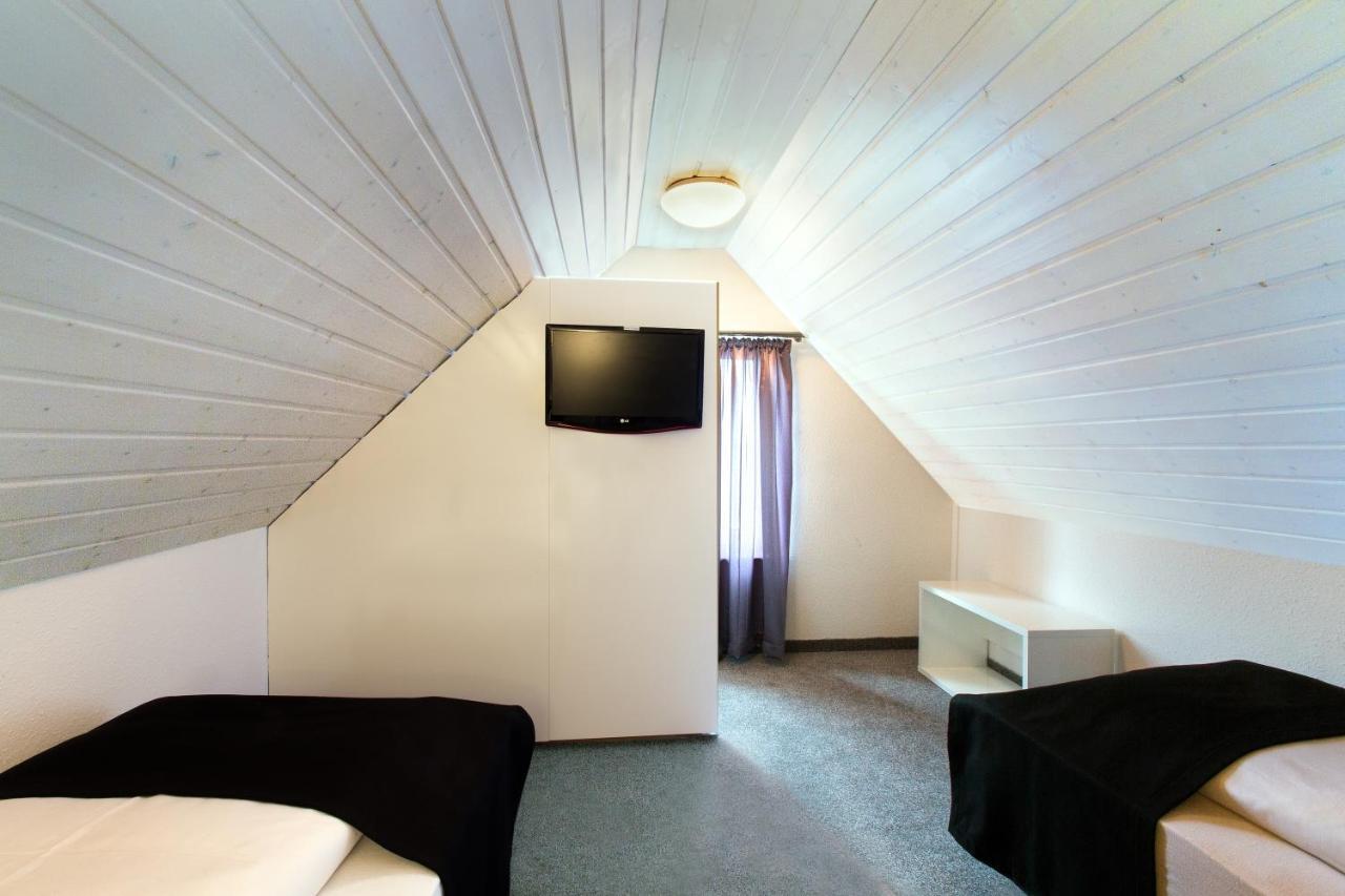 Hotel Hellers Twenty Four II -24H-Check-In- FDH Esterno foto
